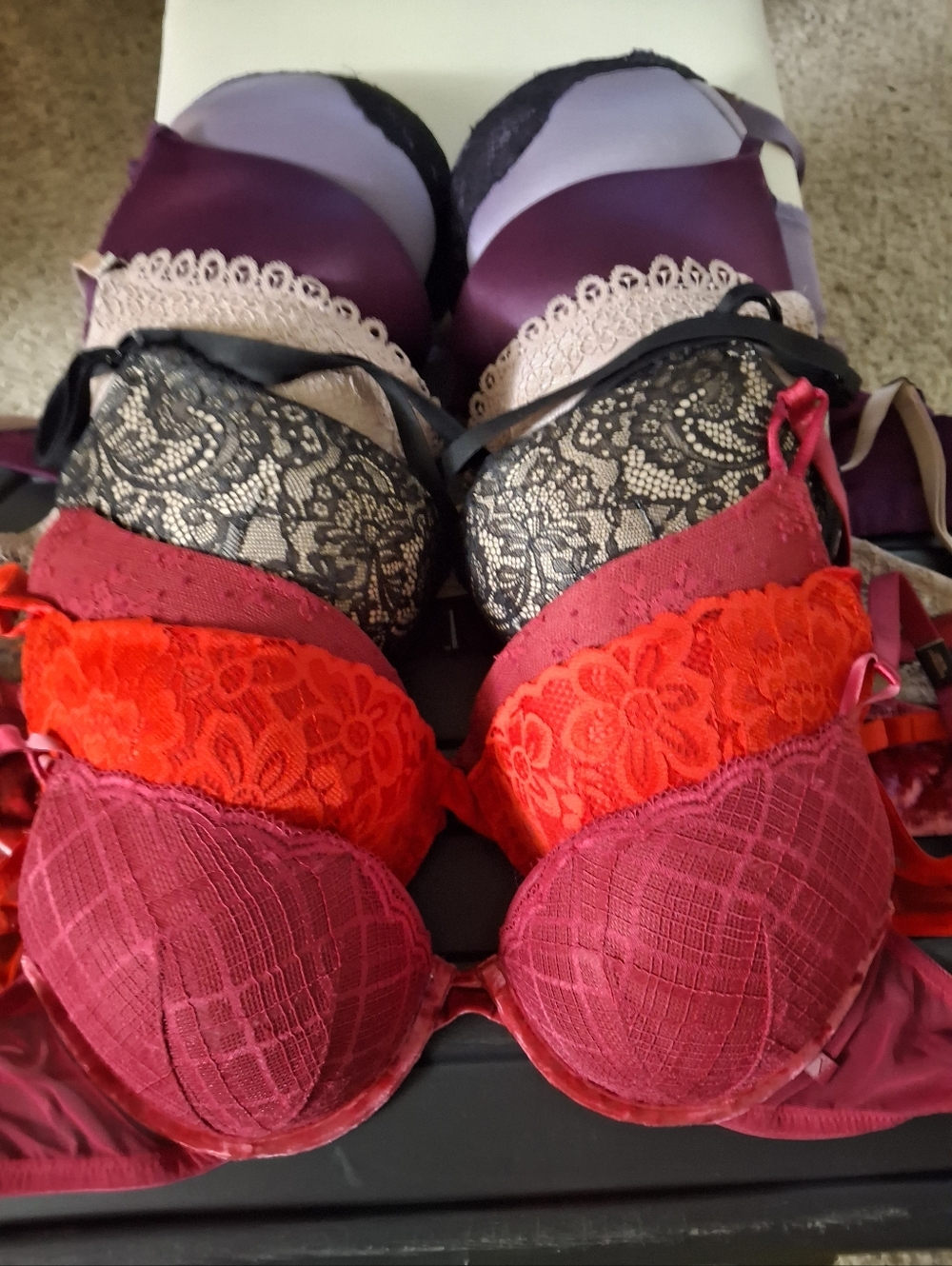 7 Victoria Secret Bras 34D 36C Bombshell Padded Underwire Pushup Purple Red